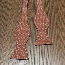 Brook  s brothers Men's Red Gold Geometric Silk Adjustable Bow Tie made in USA