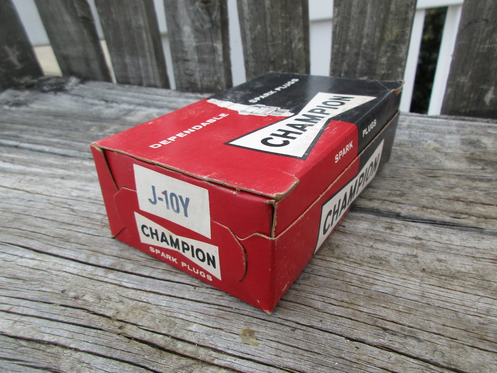 NOS 10 J-10Y CHAMPION SPARK PLUGS