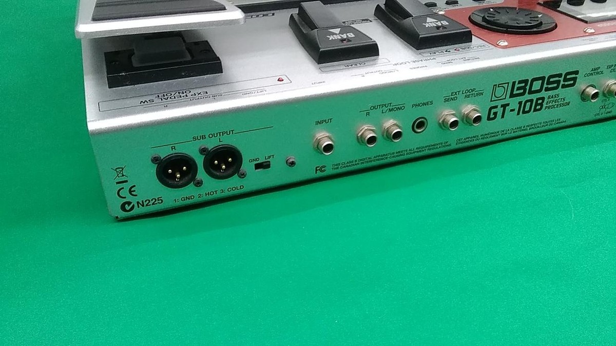 Boss GT-10B Multi-Effects Guitar Effect Pedal for sale