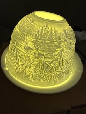 NEW 3D Design Of  Ducks In The Pond   3Piece Ceramic Candle Holder W/candle
