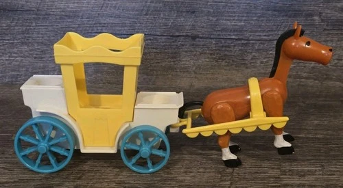 Vintage Fisher Price Little People Castle Carriage Royal Coach #993 w/Horse!