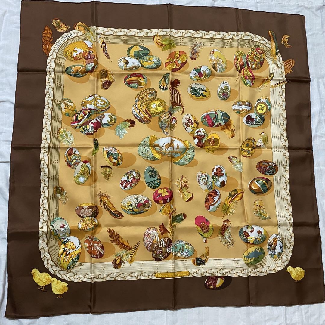 HERMES Carr 90 HERMES Chicks Silk Scarf Luxury Fashion Accessory