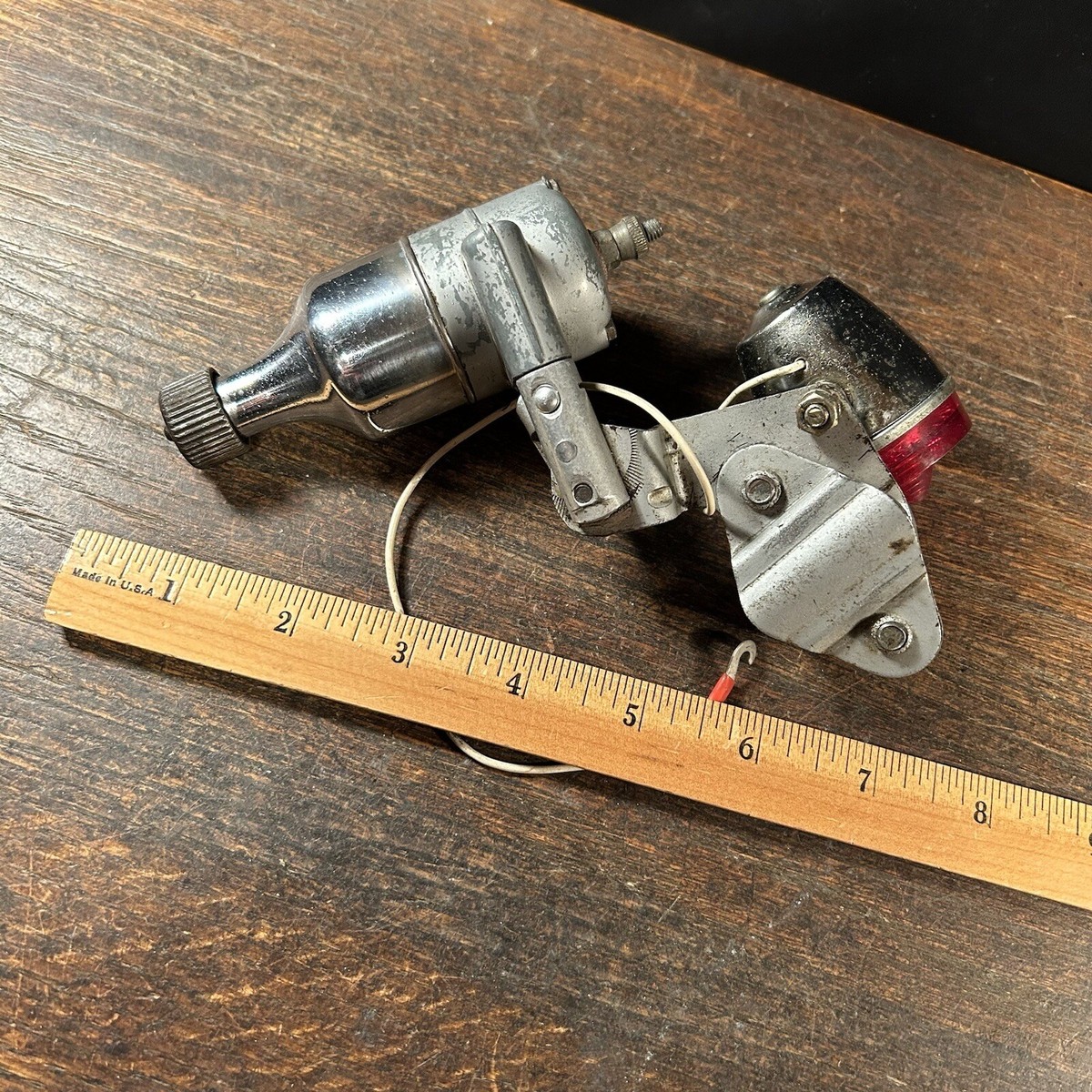 LUCAS社製自転車用アンティーク発電器（MADE IN ENGLAND） s-l1200.jpg