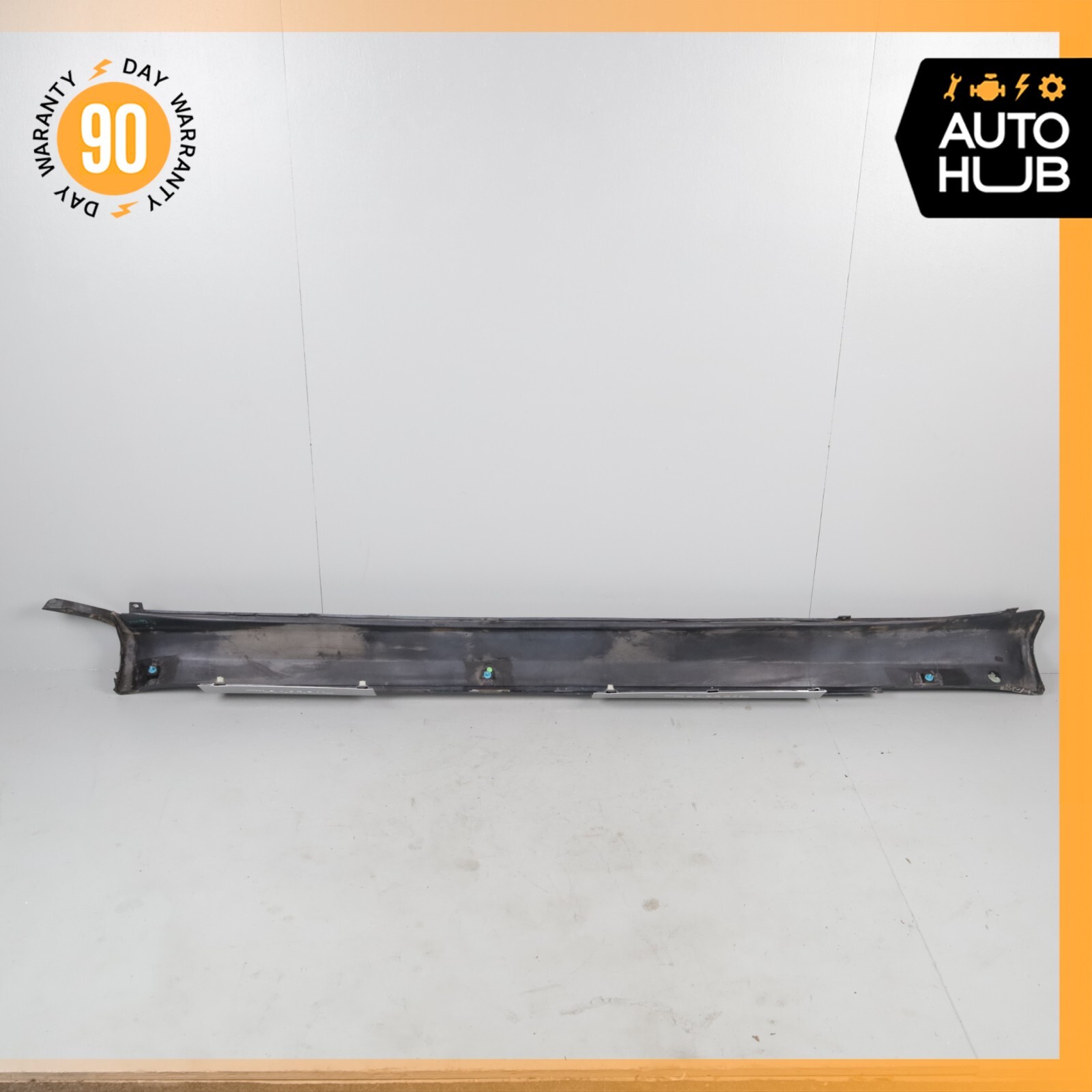 03-08 Maserati Quattroporte M139 Rocker Panel Side Skirt Right Passenger OEM