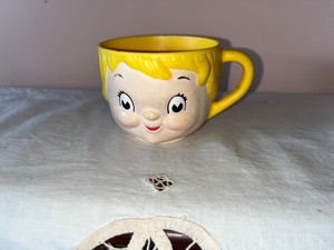 SWEET VTG PLASTIC MUG 1970s CAMPBELL'S KID SOUP MUG Dolly Dingle YELLOW HAIR