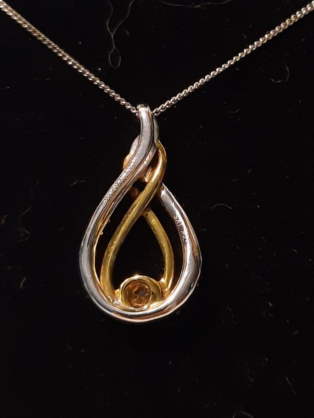 Solid 10K Gold Diamond Interwoven Infinity 19" 17… - image 12