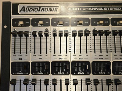 容音様 Vintage Audiotronix 8300, 8-Channel Stereo Mixer RARE Spring
