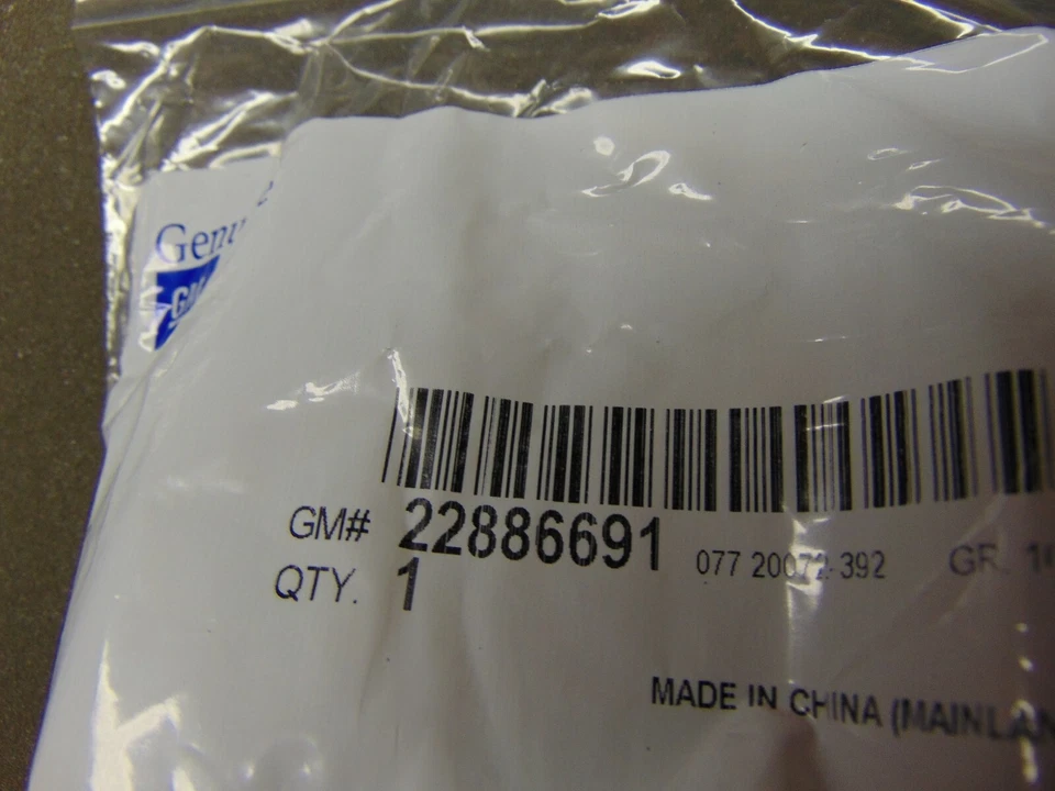 TAHOE EQUINOX YUKON DRIVERISIDE FRONT LEFT DOOR HANDLE BOLT CAP COVER 22886691 Foto 3 de 3