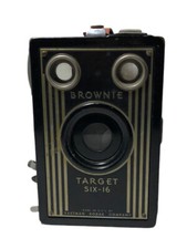 Kodak Brownie Target Six 16  Vintage Box Camera