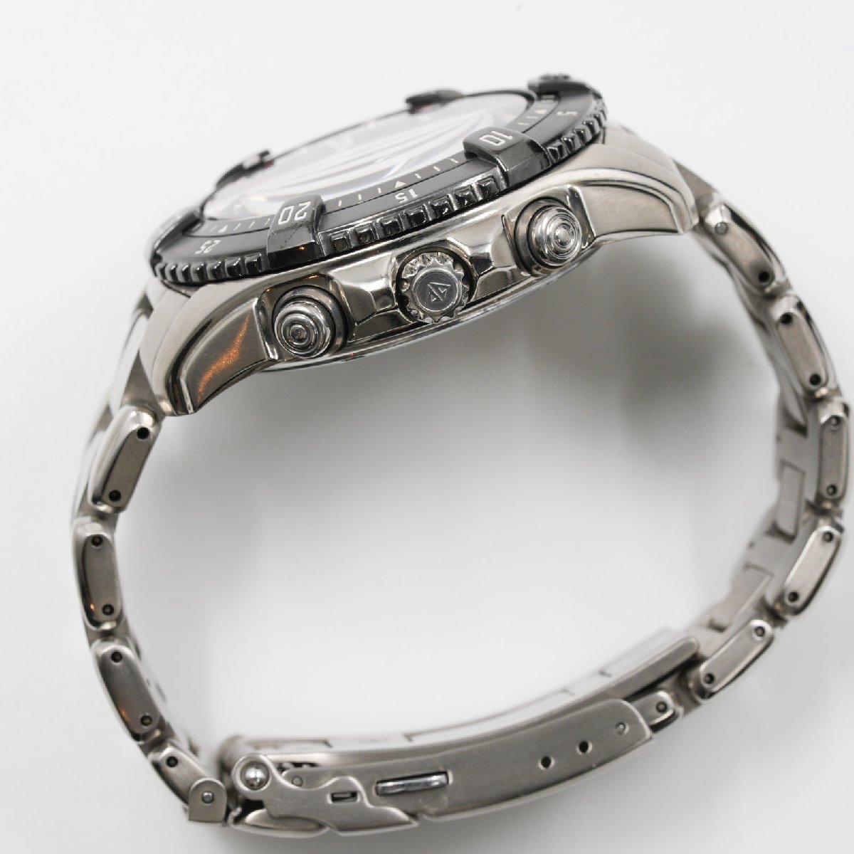 シチズン プロマスター ナビホーク PMK65-2211 エコドライブ Citizen Promaster Navi Hawk Eco Drive PMK65-2211 Titanium