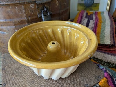 Vintage Keramik Konvolut Kuchenform Retro gelb hell Küche Requisite Backen alt 
