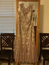 NWT Woman's Evening Dress 14P Mother Of The Bride Formal Event Gown