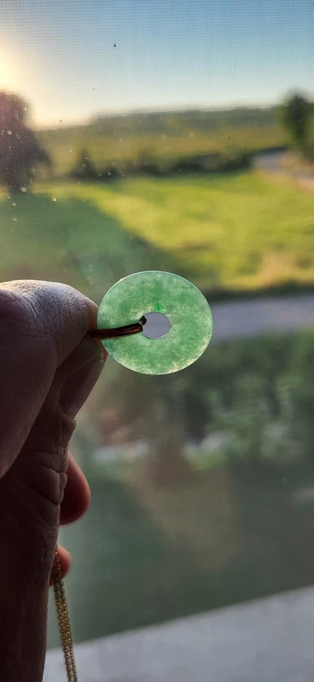 Pendentif Pi en Jade avec Bélière en Or 18 Carats – 750 - Photo 4/4