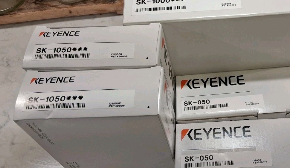 GENUINE KEYENCE SK-1050 / SK1050 FACORTY NEW UNOPENED 2026. USA Fast Shipping