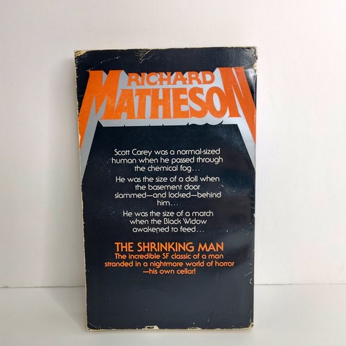 The Shrinking Man by Richard Matheson 1979 MM Paperback Berkley - Foto 3 di 9
