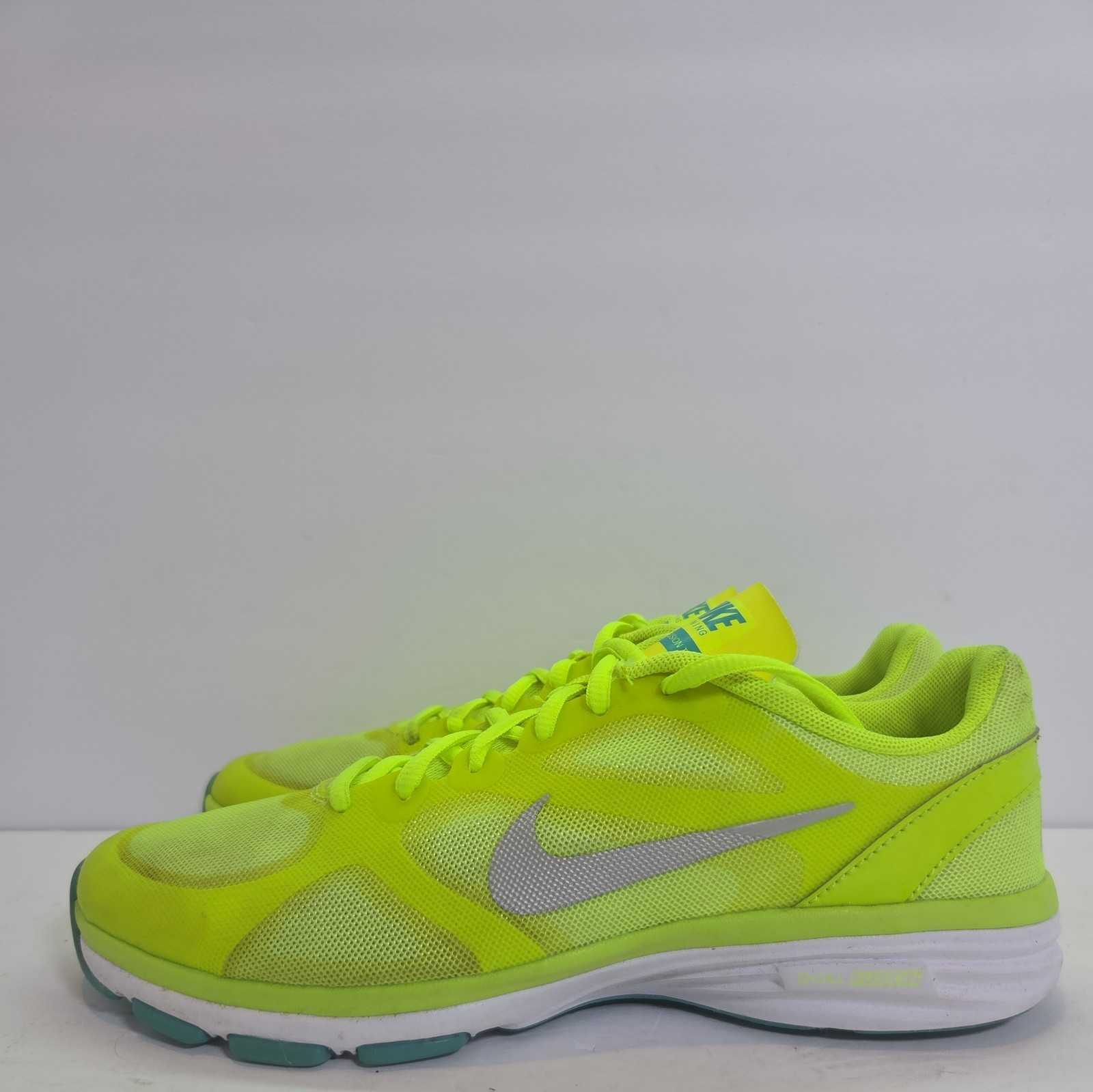 Nike Women's Dual Fusion TR 580379-700 Neon Green Athletic S