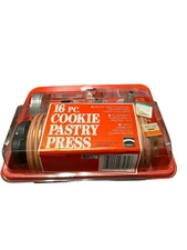 Vintage Mirro M-0358-22 Cookie Pastry Press Maker 16 Piece New Old Inventory