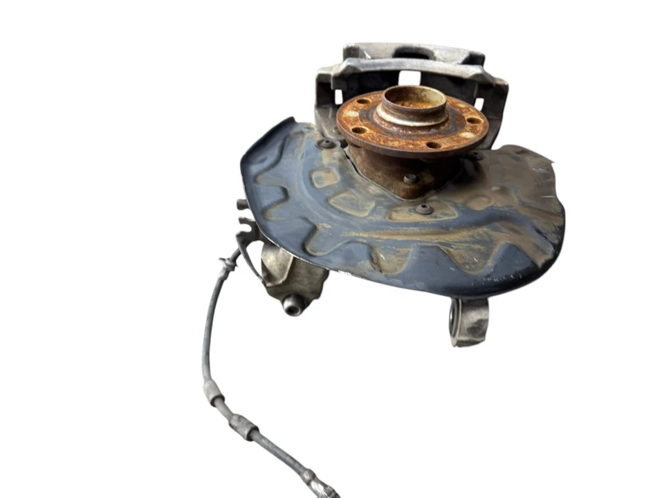 Audi A3 2015-2018 palanca delantera derecha lado pasajero con pinza de freno OEM Foto 4 de 4