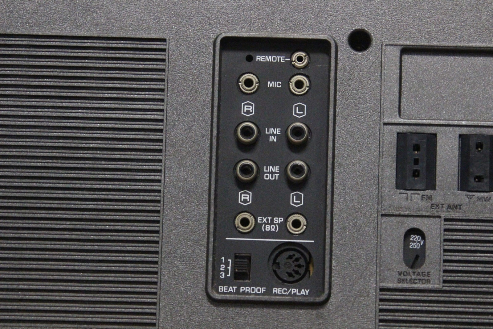 RADIO CASSETTE BOOMBOX EUR 45,00 - FR