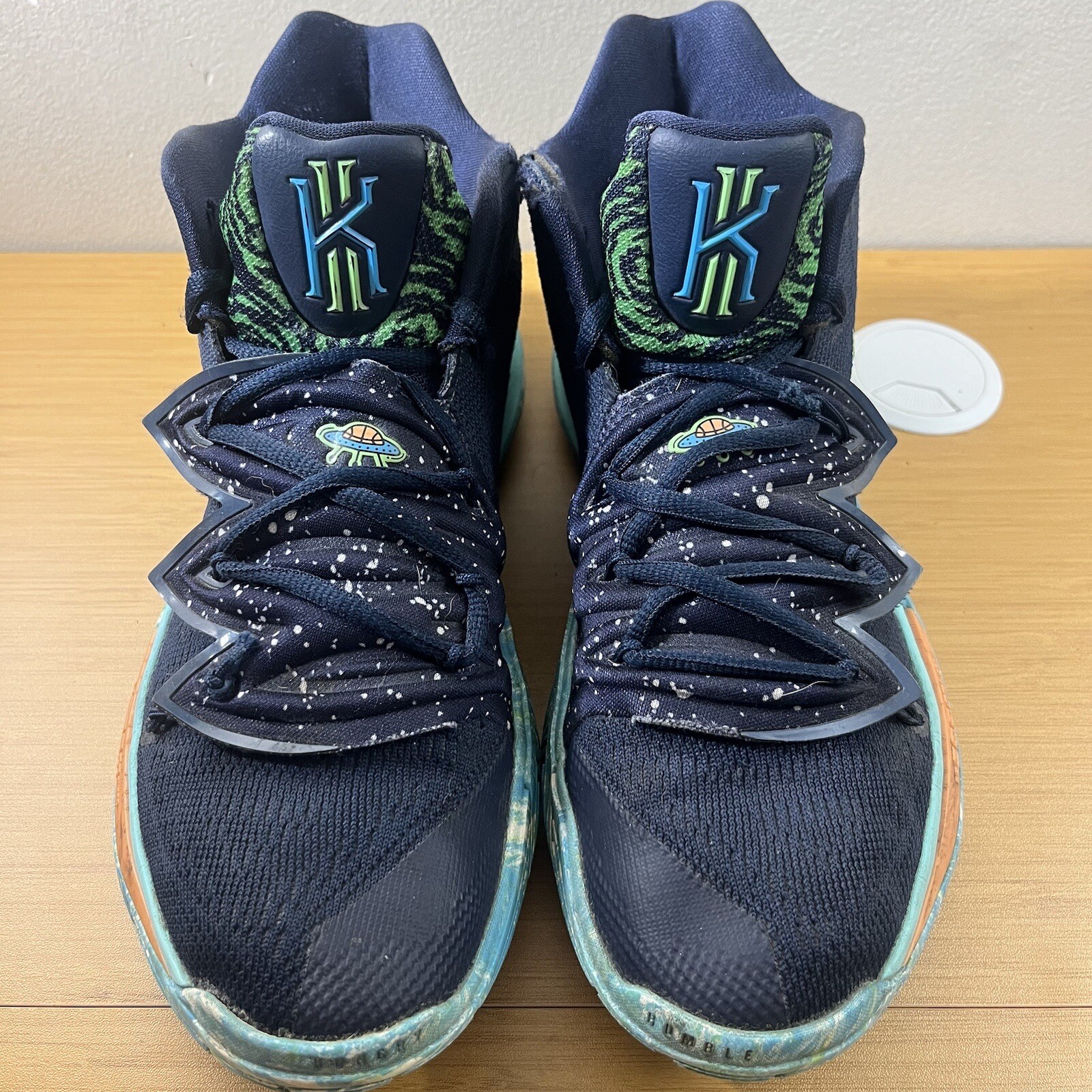 Nike Men's Kyrie 5 UFO 2019 LaceUp Basketball Shoes Blue Size 8.5