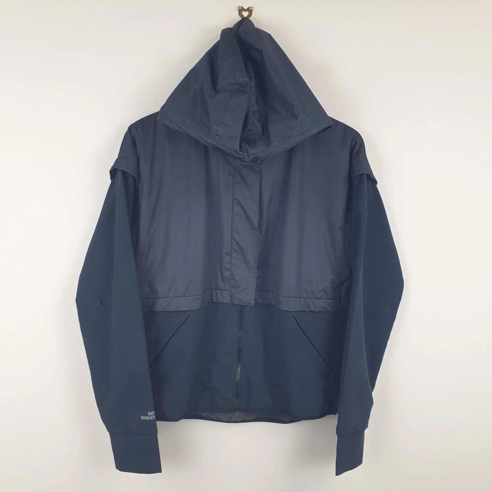 Under Armour Gore Windstopper Jacket Mens Small Black Thumbhole Outdoor