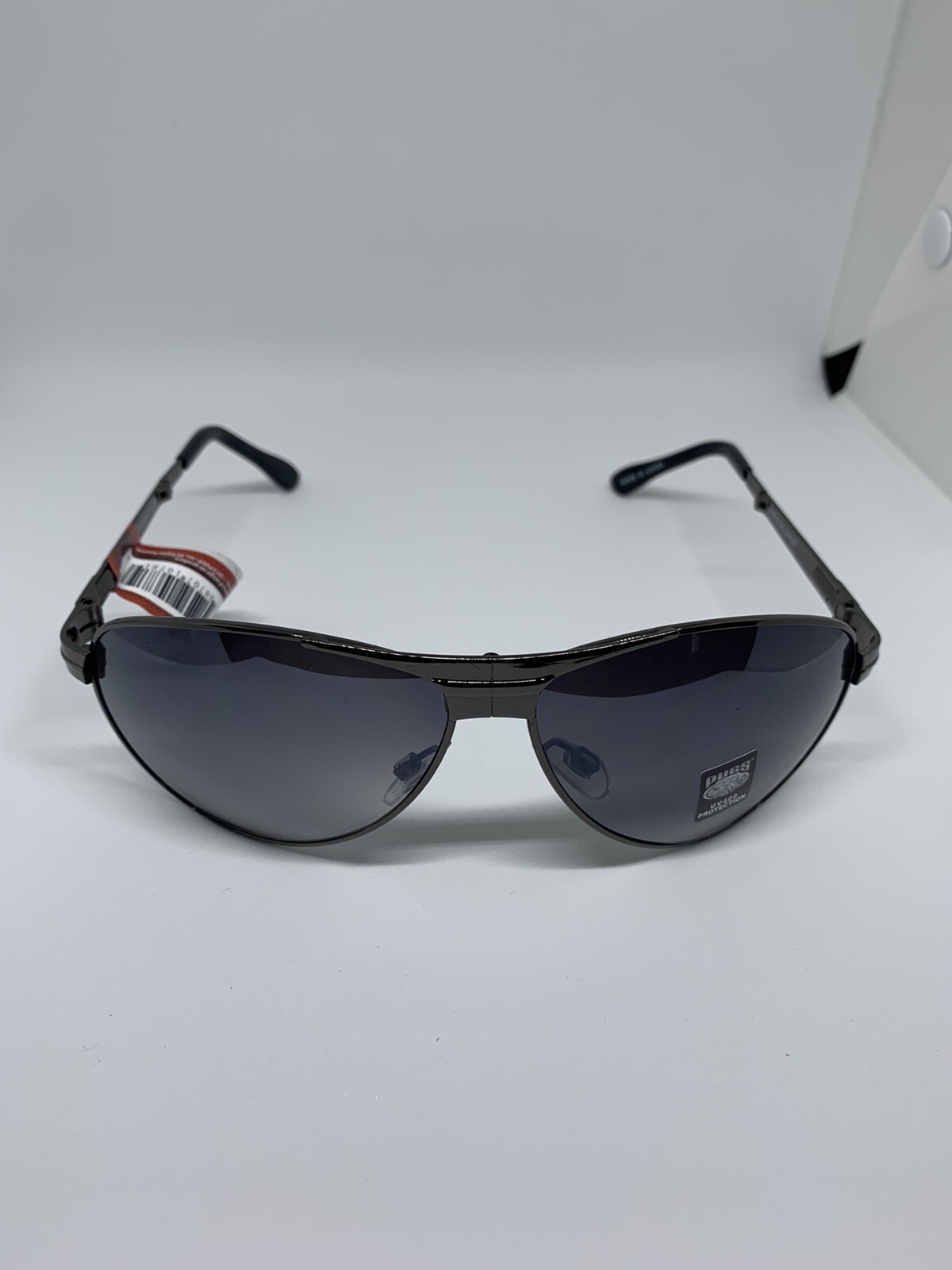 pugs folding sunglasses