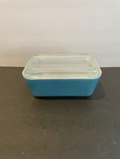 * Vintage PYREX BLUE Refrigerator Dish 502B, With Clear Lid 502C  RECTANGLE Used