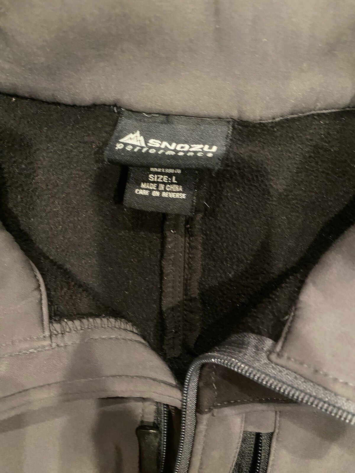 snozu performance jacket - image 3