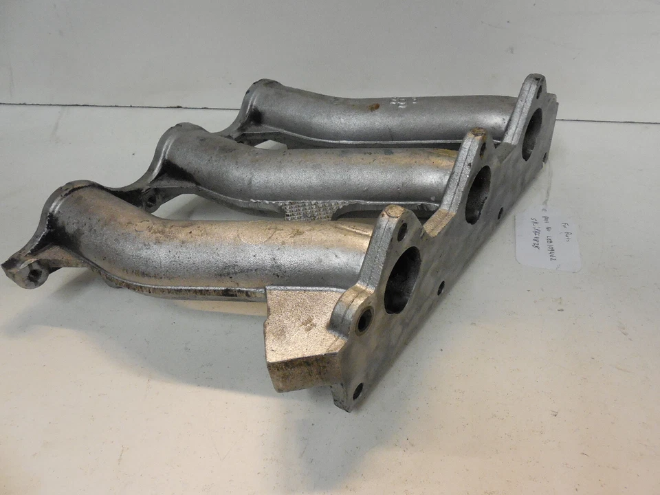 2002-2005 Land Rover Freelander Left Lower Intake Manifold LKB109462 2.5 V6 - Image 2 of 4