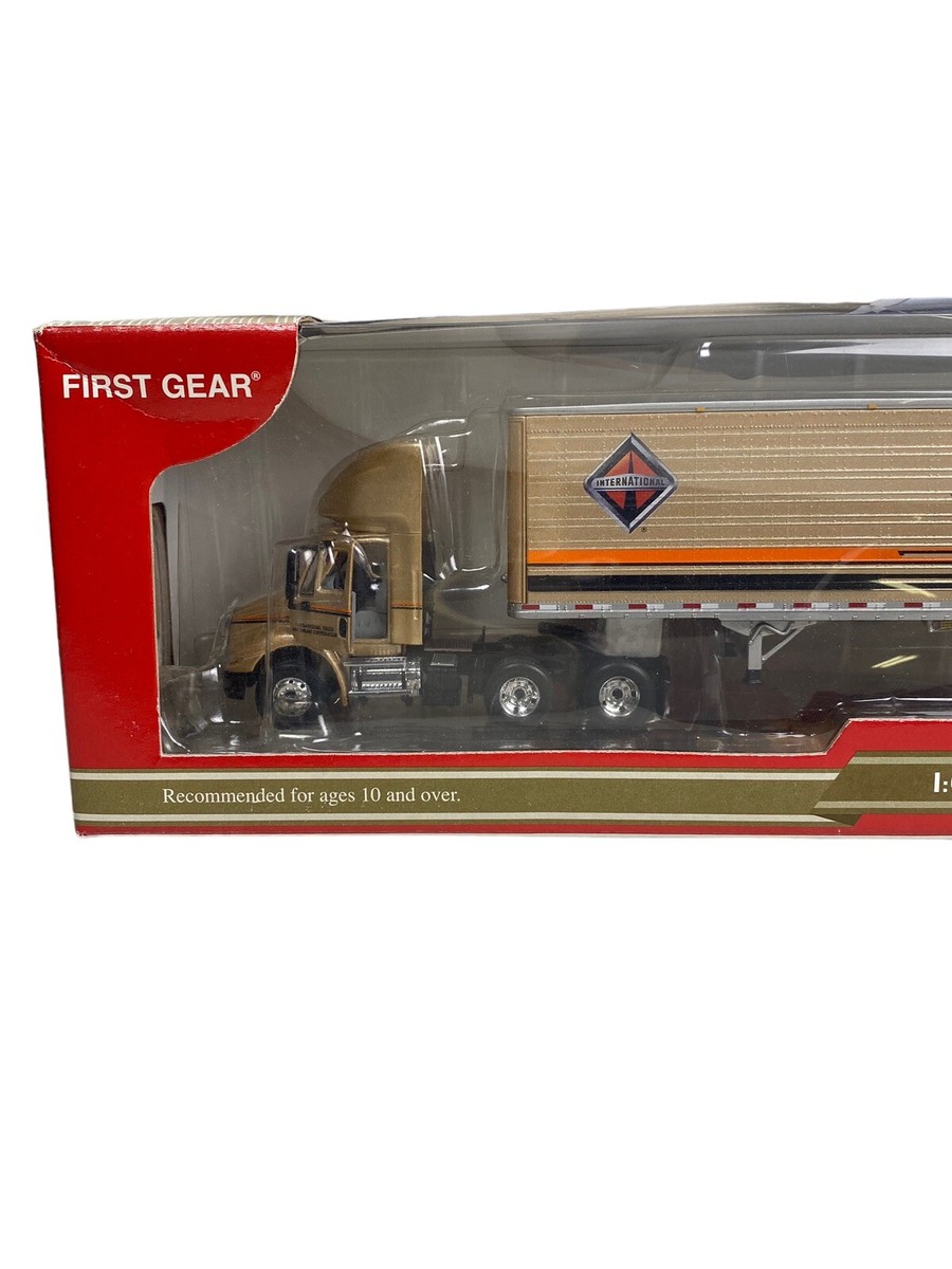 First Gear 1:64 Scale International 8600 With 53' Diecast