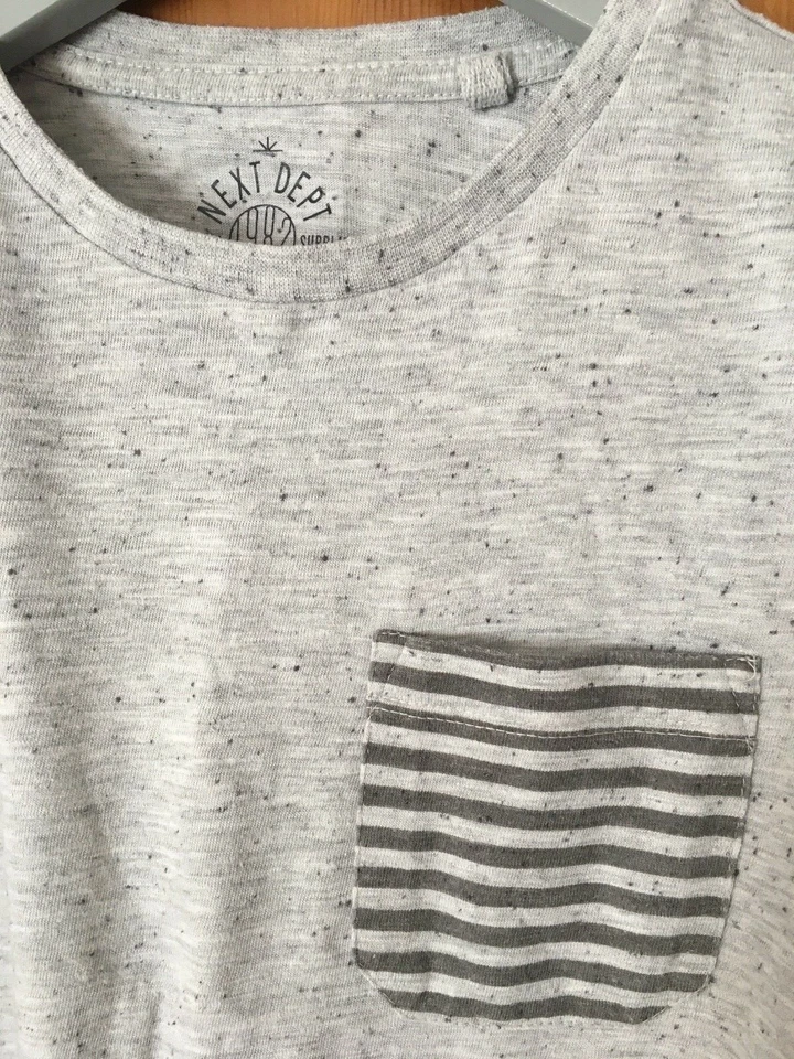 Boys NEXT grey cotton blend crew neck short sleeve T-shirt aged 7 years - Image 2 of 3