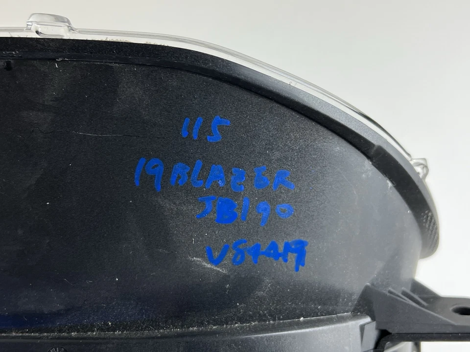 Chevrolet Blazer 2019 velocímetro medidor de cuadro de instrumentos 84719456 fabricante original 124 k Foto 3 de 4