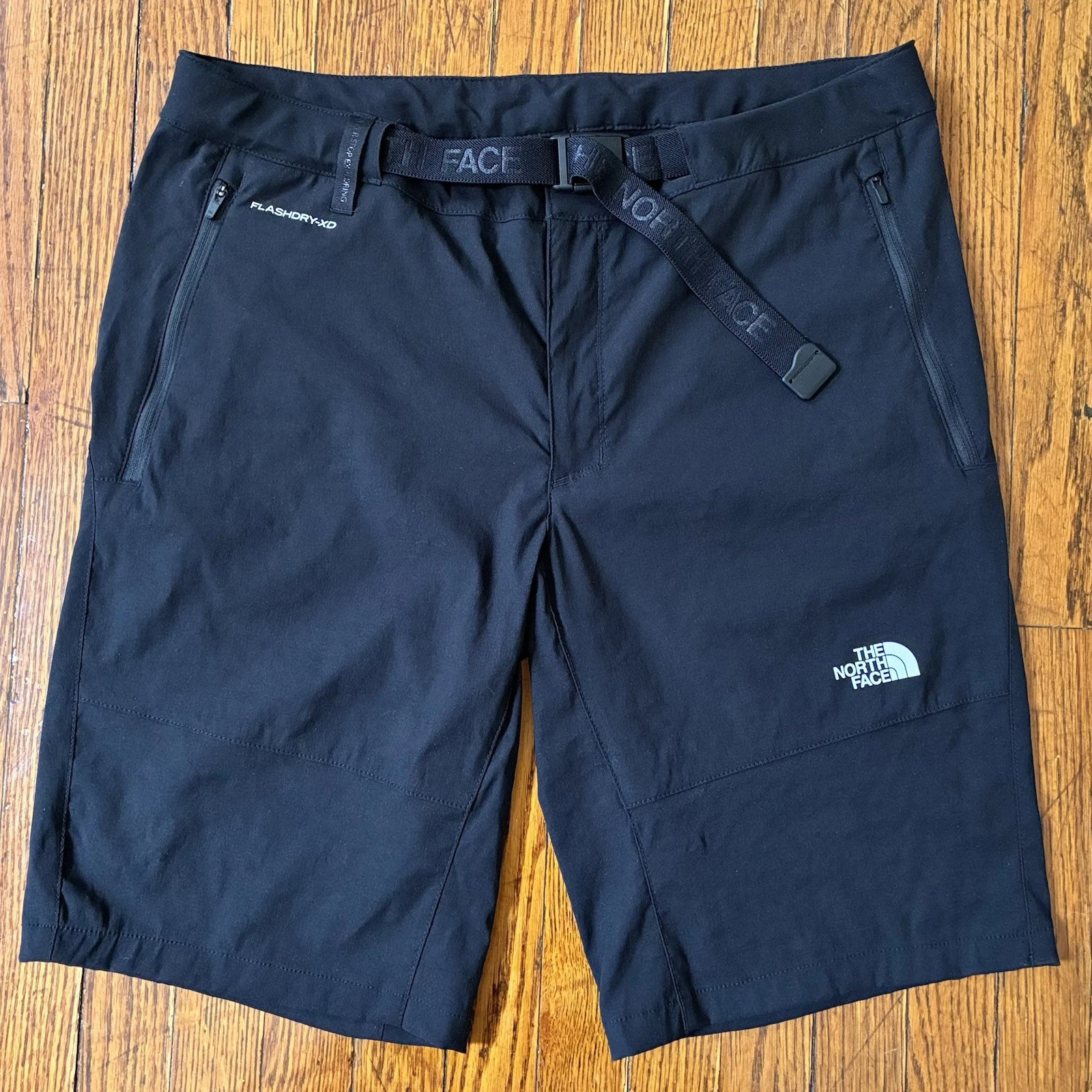 The North Face Black FlashDry-XD Hiking Cargo Shorts Mens 34 Belted
Opens in a new window or tab