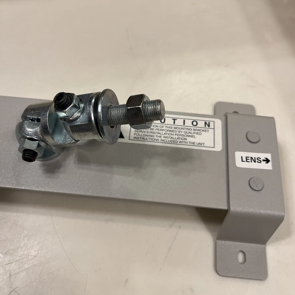 Sharp AN-CM220 Ceiling Mount Projector Bracket - Image 3 of 4