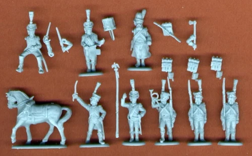 Hat French Light Infantry Chasseurs Command Figures -1 Sprue - 8 Figures - 8252