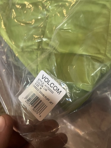 Volcom Casco Down Puff Jacket Womens Jacket Winter Coat Green Snowboard Medium M - Picture 8 of 12