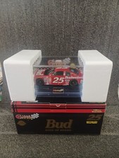 1:24th Scale 25 Budweiser Diecast Car By Action