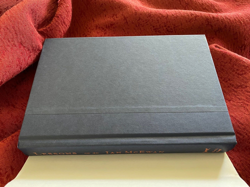 LESSONS -- IAN MCEWAN HARDCOVER 2022 SIGNED - Picture 6 of 8