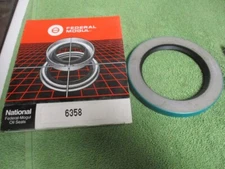 New 6358 National Oil Seal (1) Chevrolet and Big GMC Truck Parts  Rear Wheel