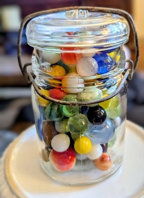 Vintage Glass Marbles Lot 105 in Jar Swirl Cat Eye Mixed Assorted Collection