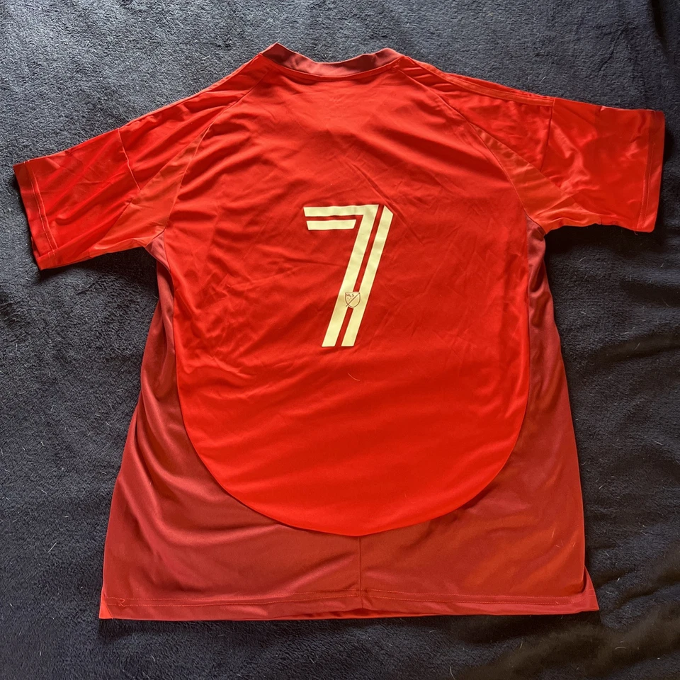 Camiseta de fútbol roja Adidas 2025-26 Toronto FC Stadium para hombre XL #7 Foto 4 de 4