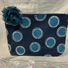 Thirty One Zipper Pouch La-Di-Dot Print NEW & Free Small Rosette Clip. Free Ship