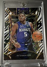 2023-24 Panini Select - Mezzanine Level De'Aaron Fox #352 Zebra Prizm
