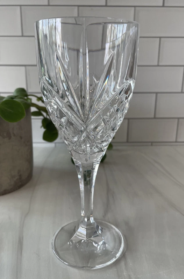 GODINGER Dublin Shannon Crystal Water/Wine Glass 8 OZ. Gorgeous! - Image 2 of 4