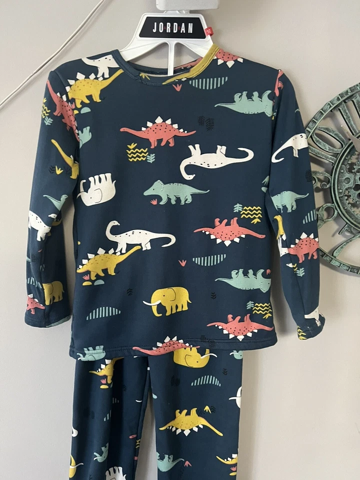 2 X Traje de dormir de dinosaurio para niños Ropa para niños de 5 a 6 años Foto 4 de 4