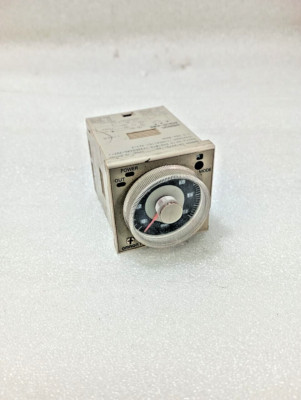OMRON H3CR-A8E H3CRA8E Timer 100-240VAC/100-125VDC