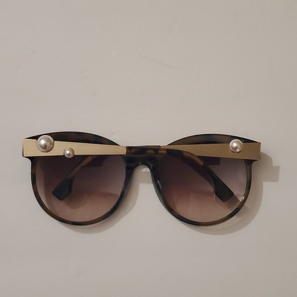 Jason Wu Osaka Tortoise Pearl Sunglasses | eBay UK display picture 2