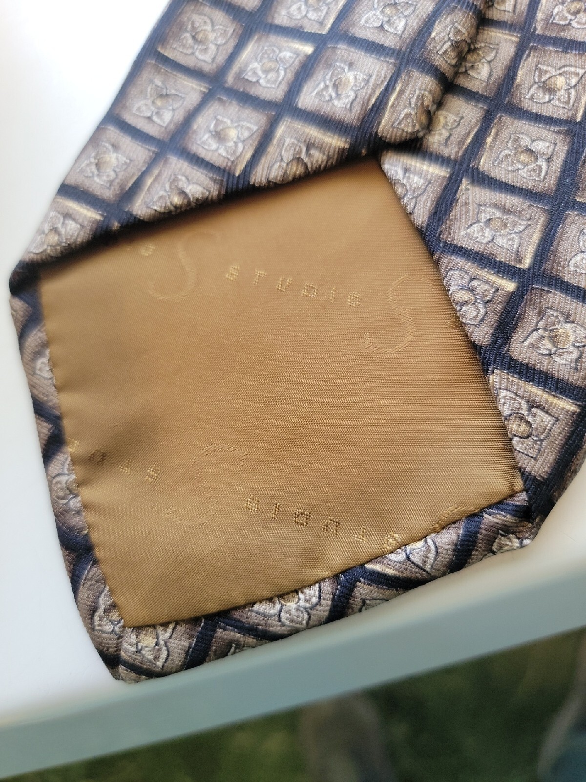 100% Silk Robert Talbott Studio Tie - image 8