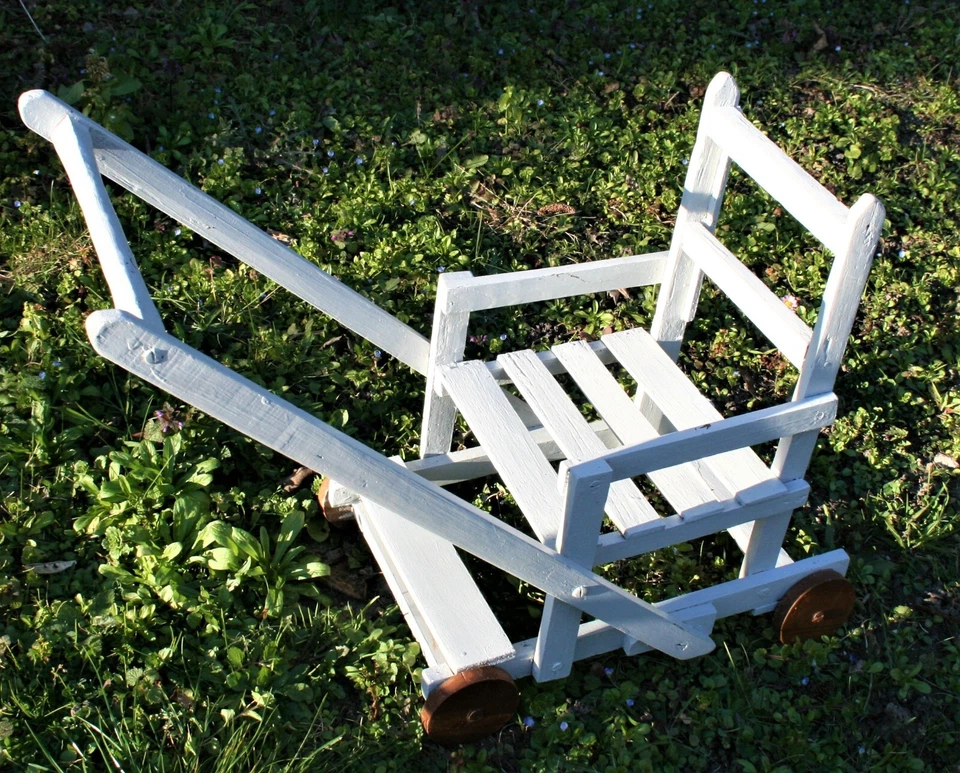 Petite poussette  ancienne bois  pour grande  poupée - Photo 3/3