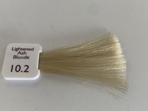 NATULIQUE Permanent Hair Color Lightened Ash Blonde 10.2 - Bild 4 von 5